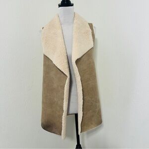 Mesh + Lace Women Size Medium Preppy Chic Shearling Vest in Brown/Cream Western